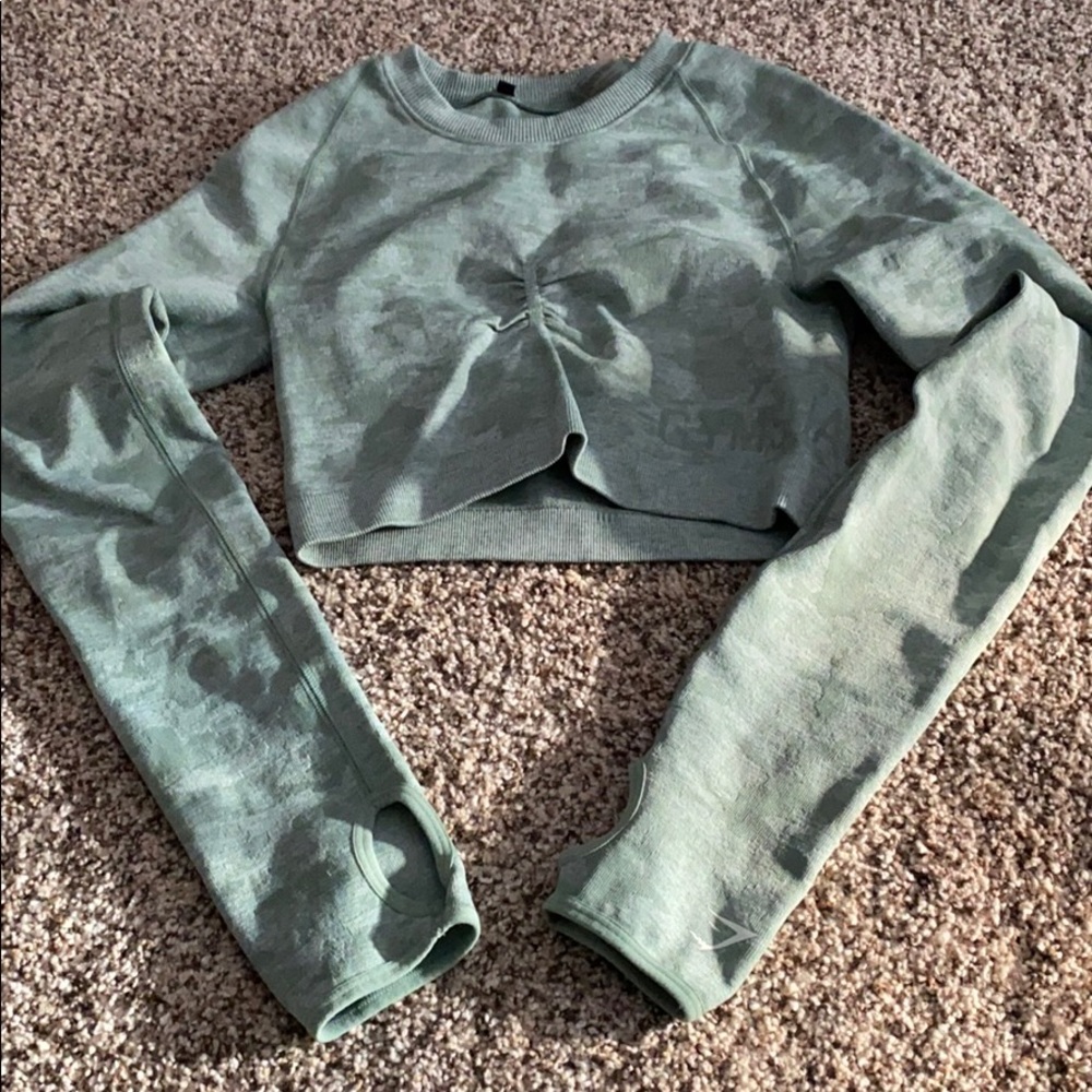 Gymshark camo seamless crop long sleeve